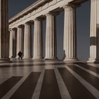 Vicious Cycles: Autocracy, Inequality, and the Funding of Government